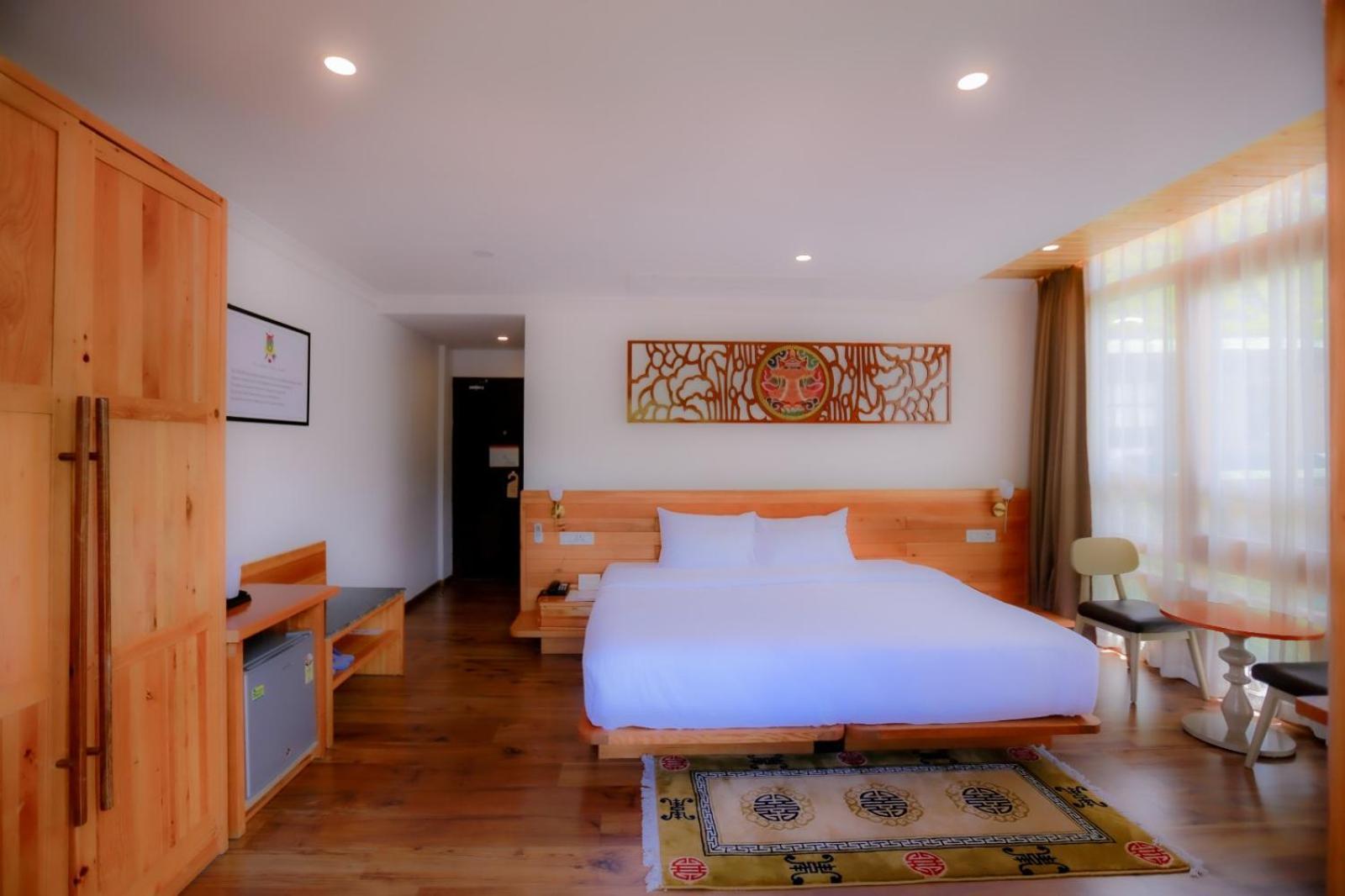 Phuntsho Khangsar Hotel Thimphu Bagian luar foto